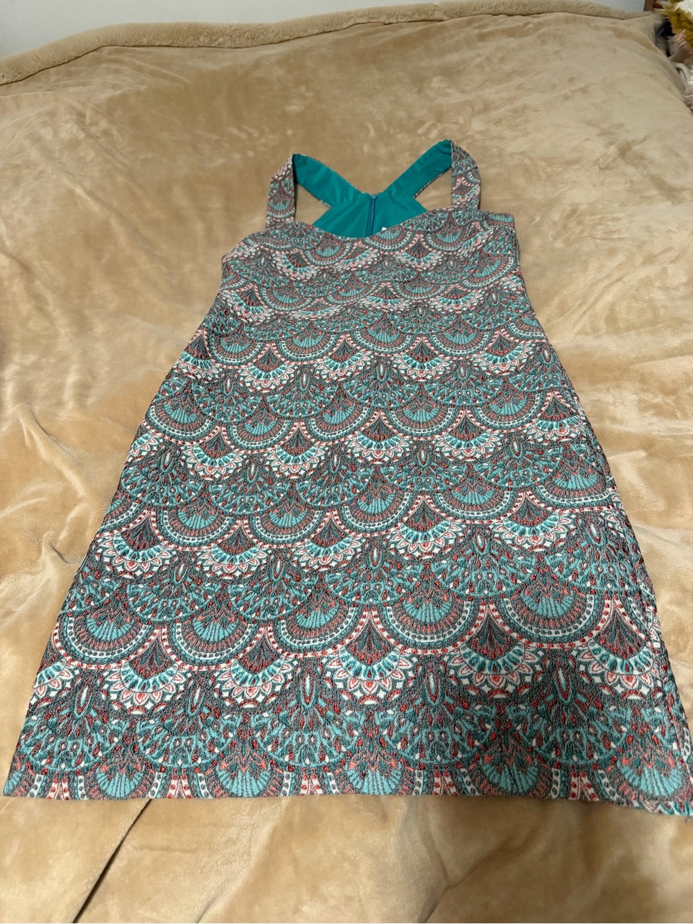 ZARA Beautiful fully embroidered jacquard dress Women’s Medium